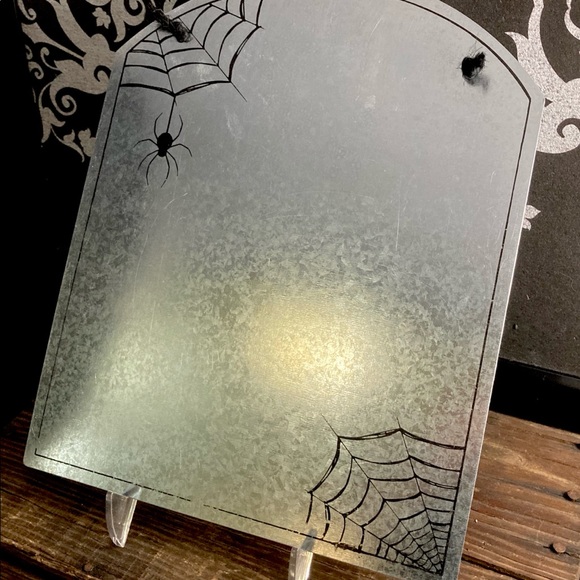Halloween Galvanized Tombstone Metal Hanging Sign Bulletin Board Memo Bo… - Picture 2 of 9